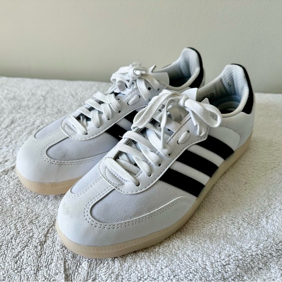 Adidas Vélosambas in White - Picture 2 of 6